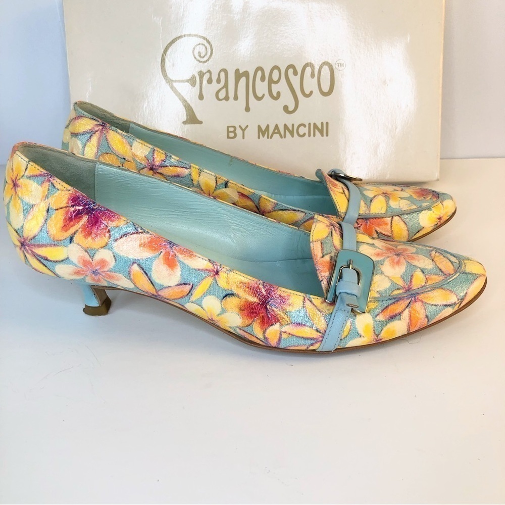 Vintage Floral Yellow Blue Leather Kitten Heel Loafers